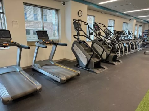 HealthFit Gym