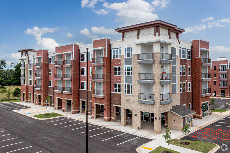 Alloy - Pinnacle Hills AR