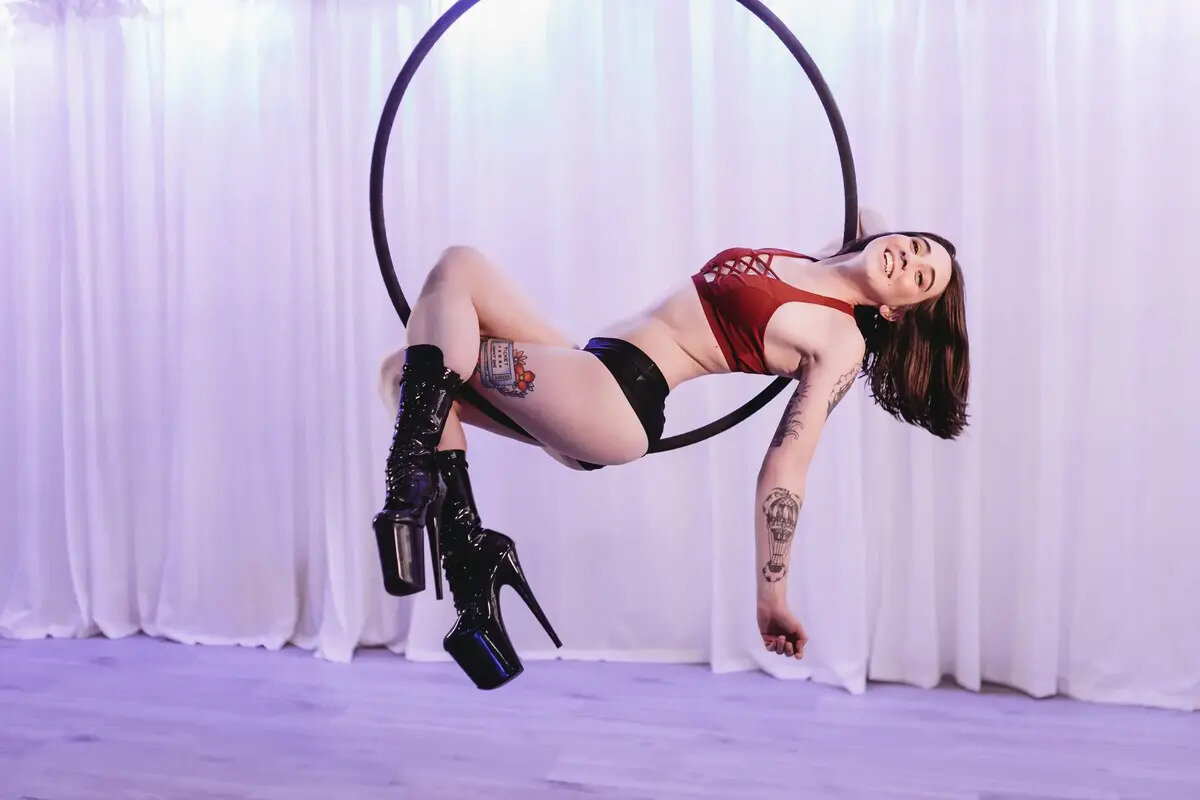 Desert Chrome Pole Studio