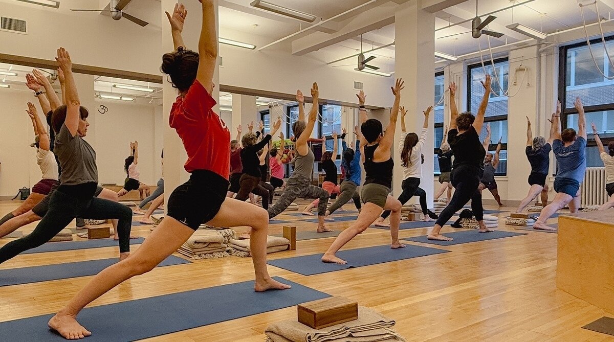 Iyengar Yoga (NYC)