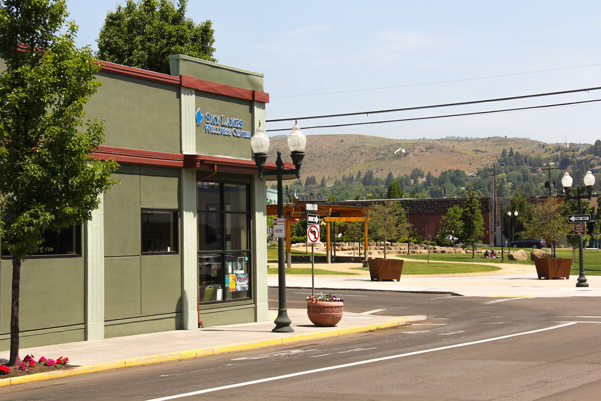 Live Young Sky Lakes Wellness Center