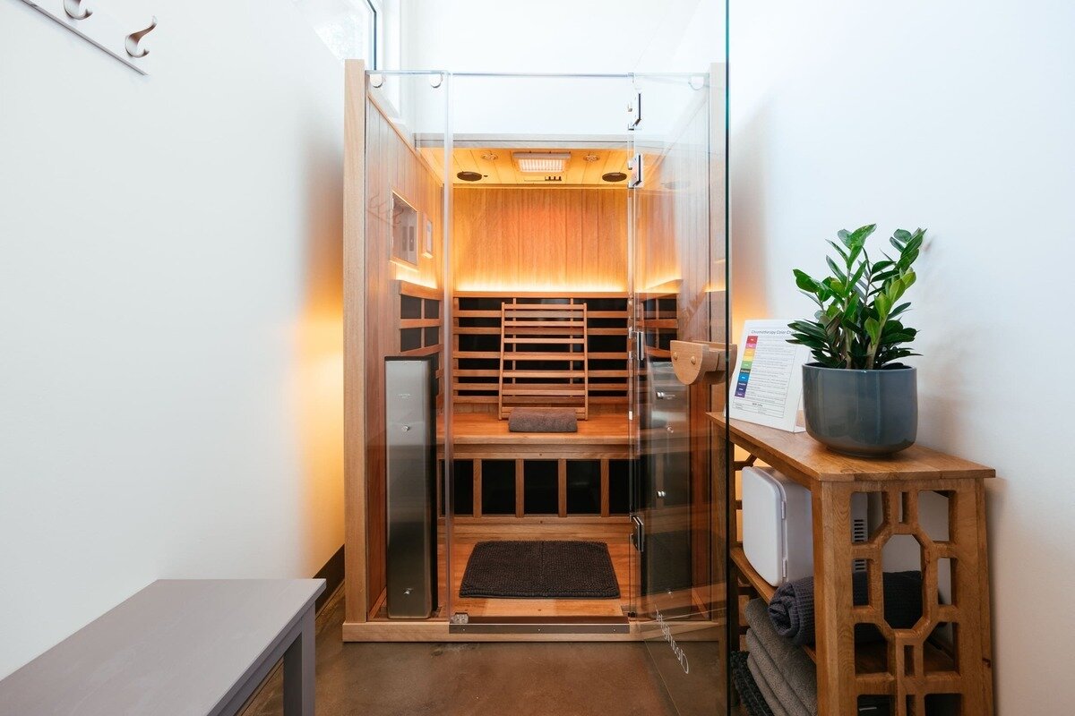 Lustre Infrared Sauna Studio