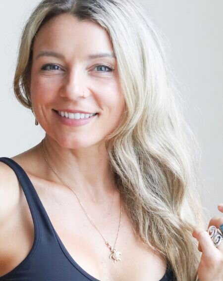 hauteyoga Queen Anne