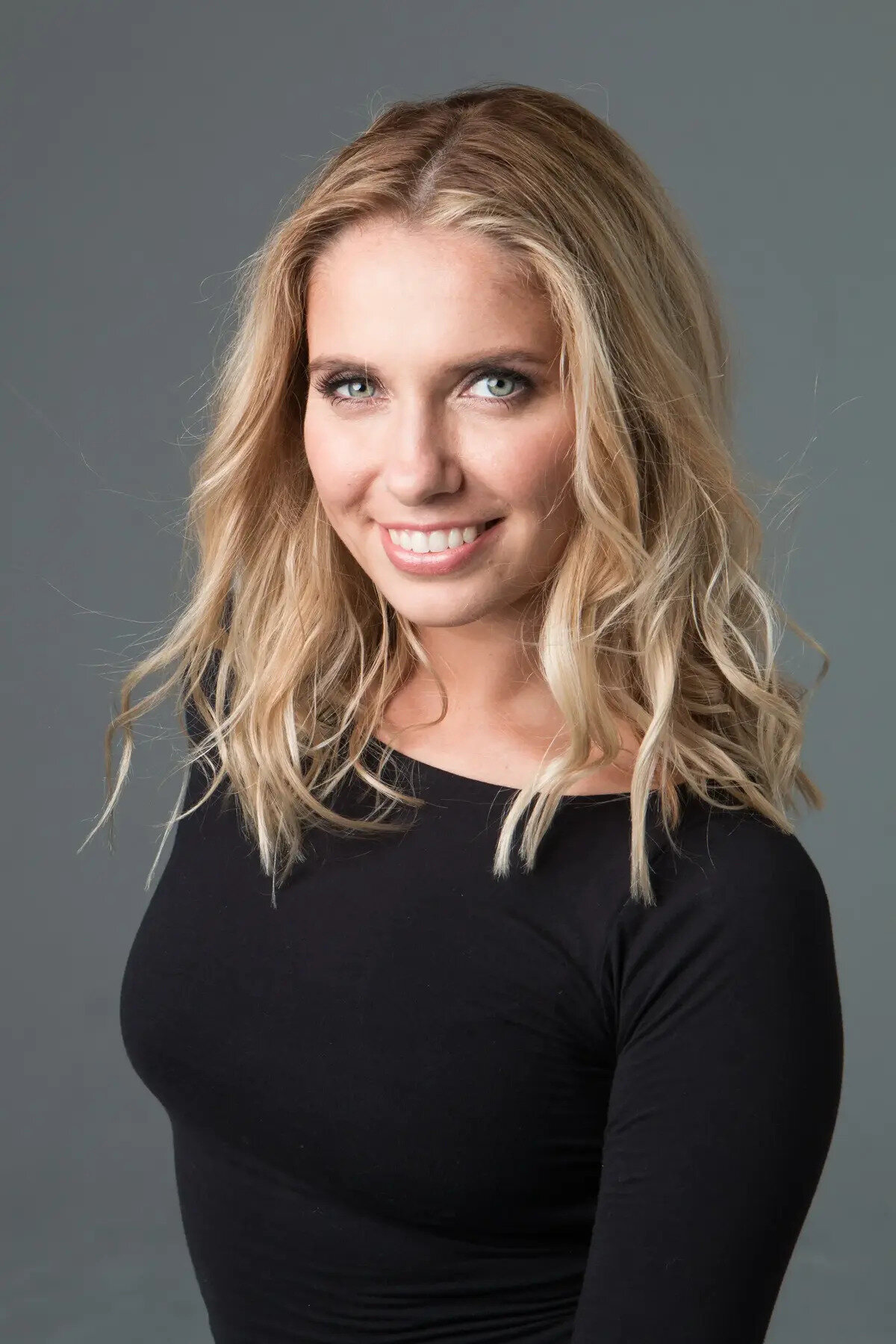 MOVE By Aric & Masha