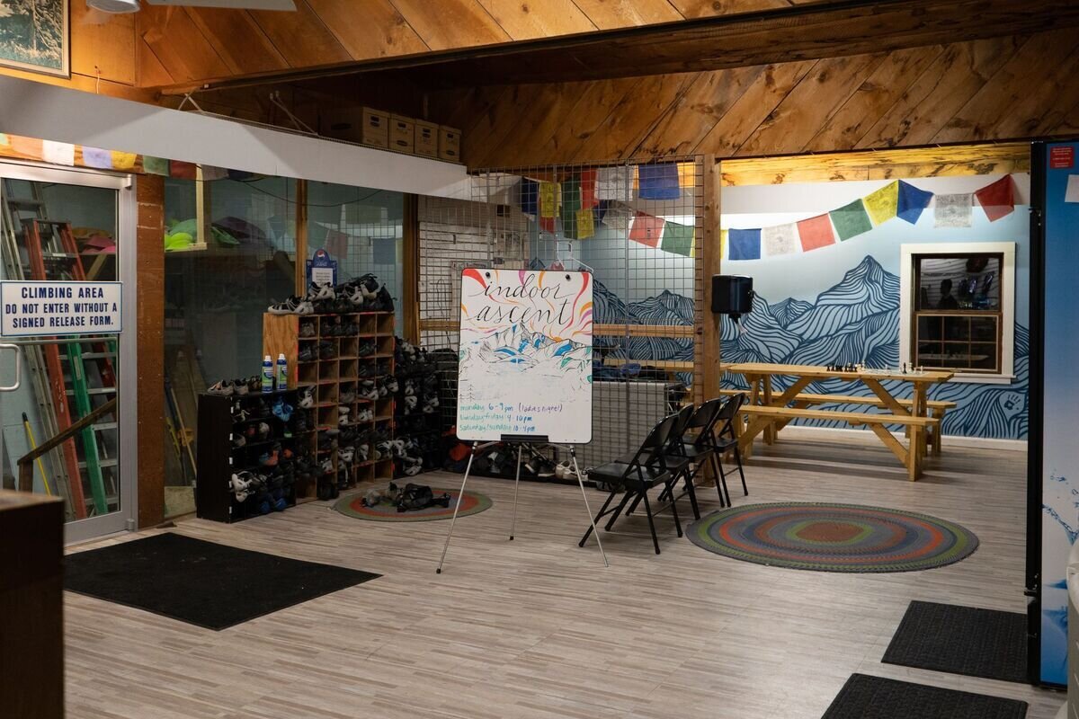 Indoor Ascent