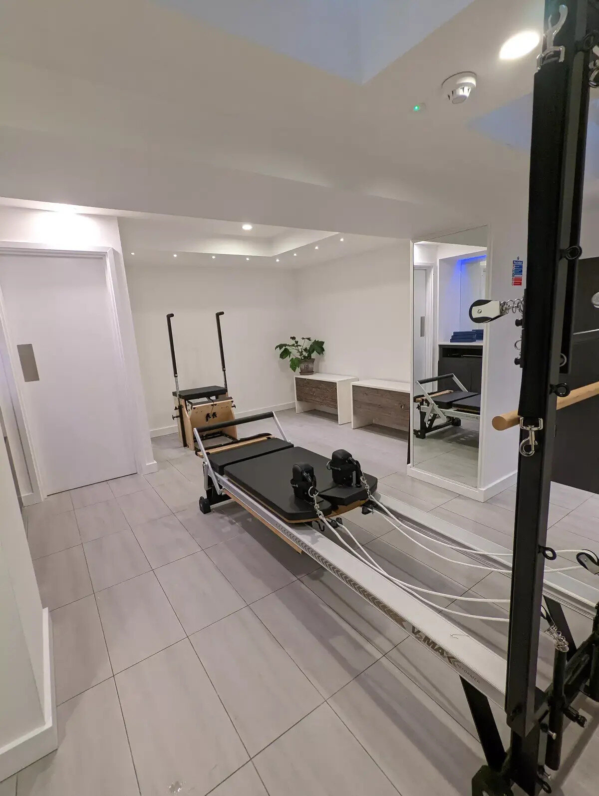 TOTAL CHI YOGA + REFORMER + PILATES