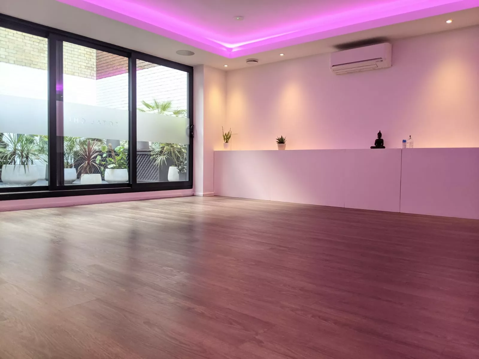 TOTAL CHI YOGA + REFORMER + PILATES