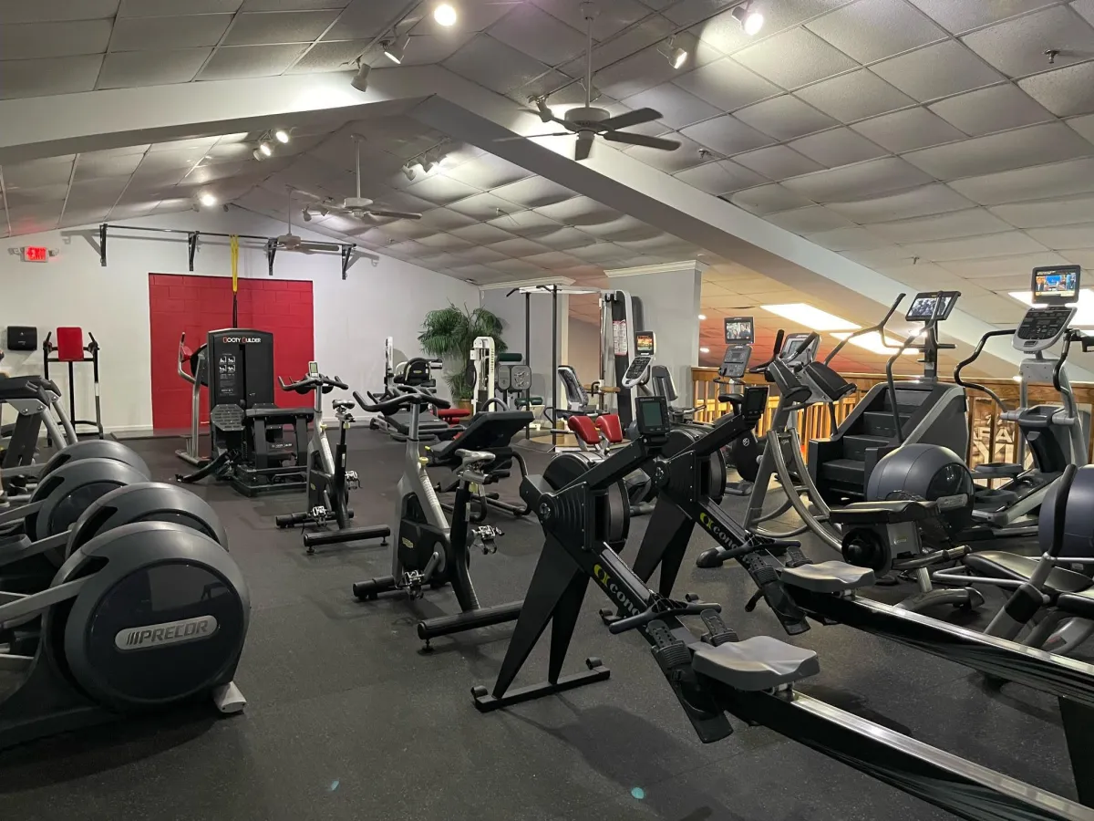 LAVA 24 Fitness