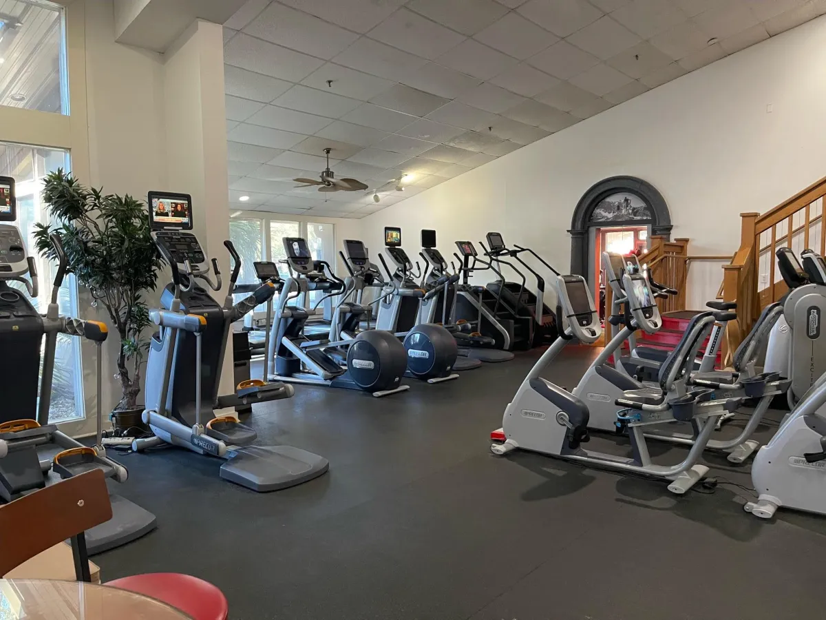 LAVA 24 Fitness