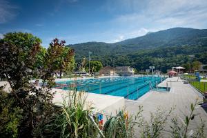 Piscine De Monthey