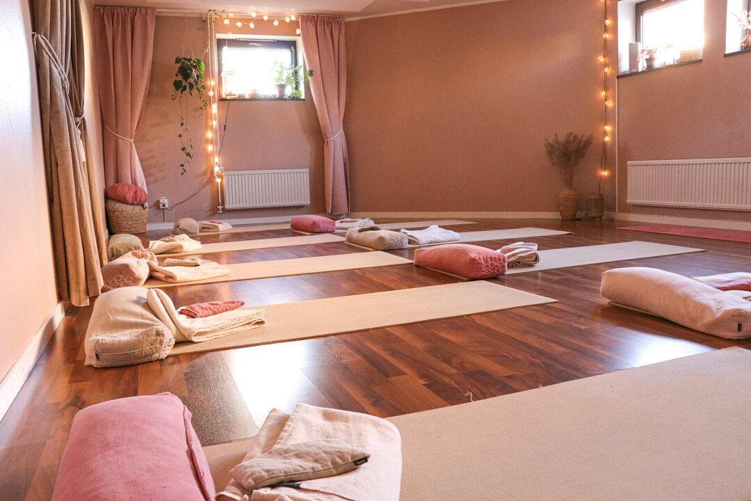 Yoga with a Silver Lining, Göteborg