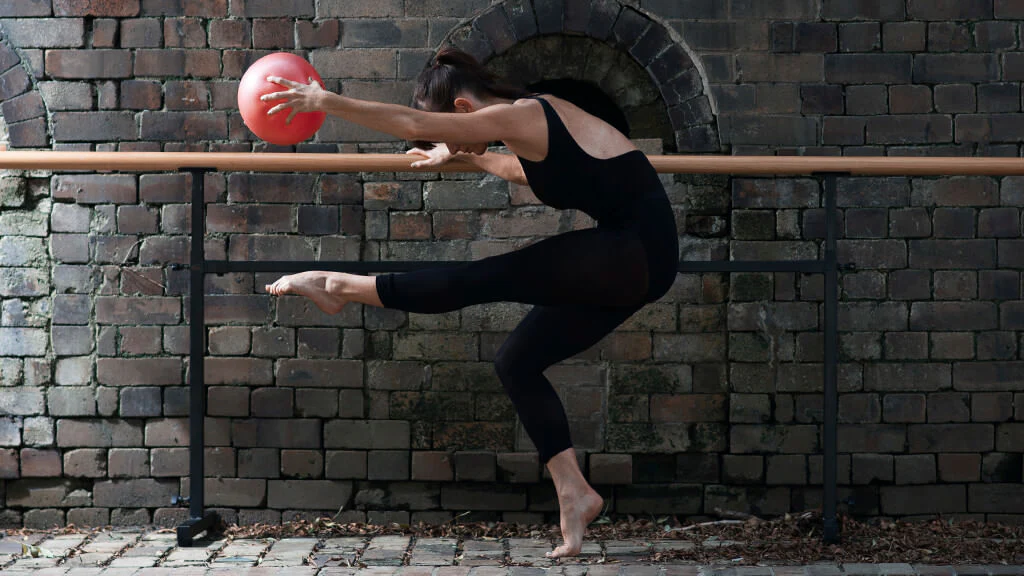 Barre Attack