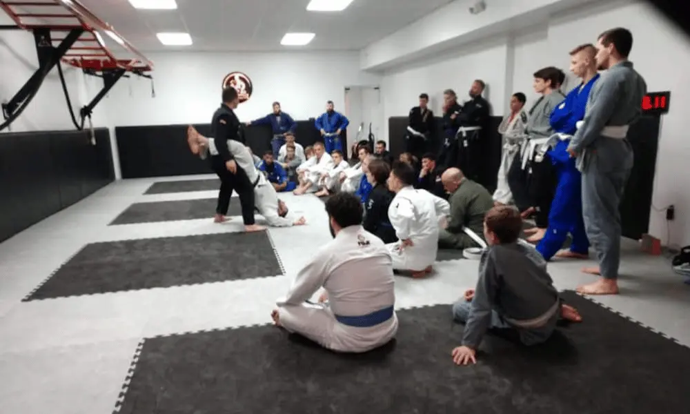ARMEZZANI JIU-JITSU ACADEMY