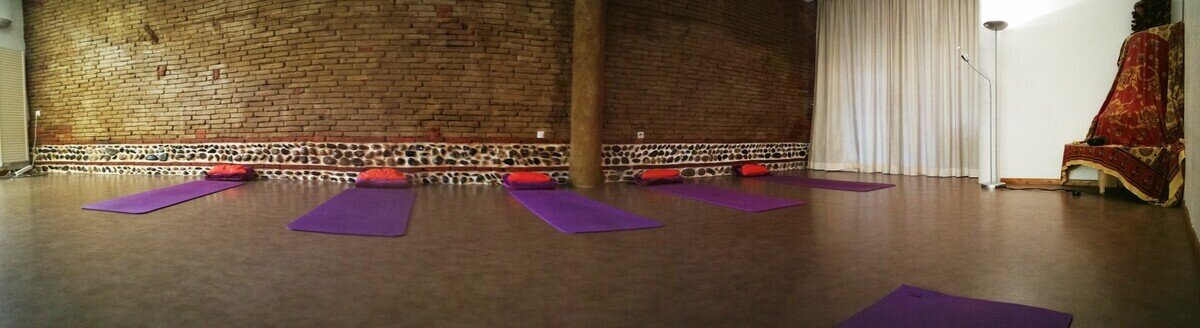 Eka Yoga ​
