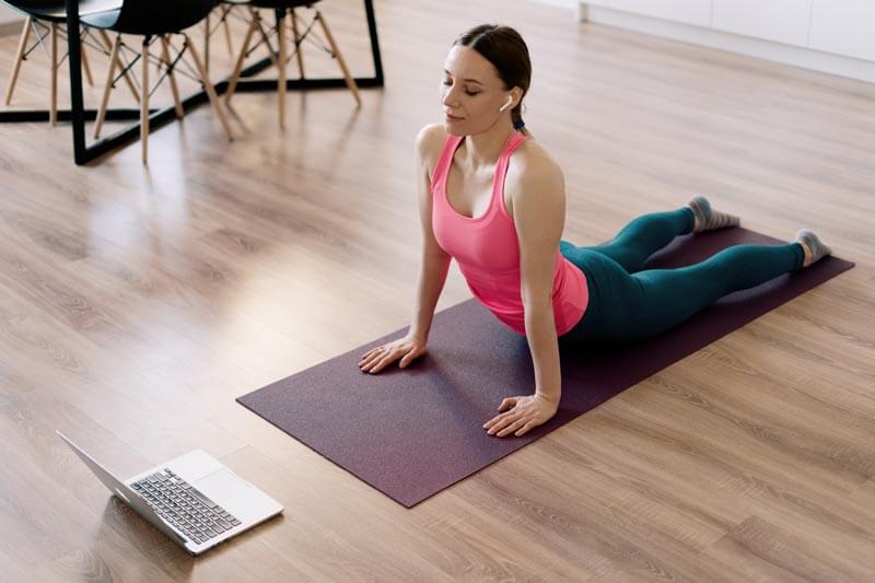 YOGA AVEC MILANA