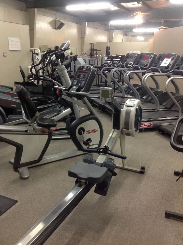 Globe Gym Fitness Center